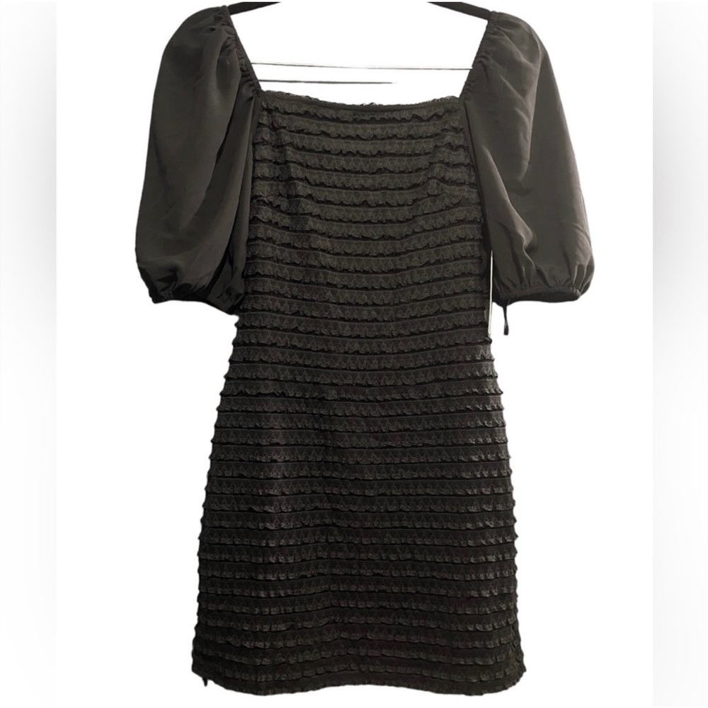 LULU’S/women’s dress/color black/size M/NEW